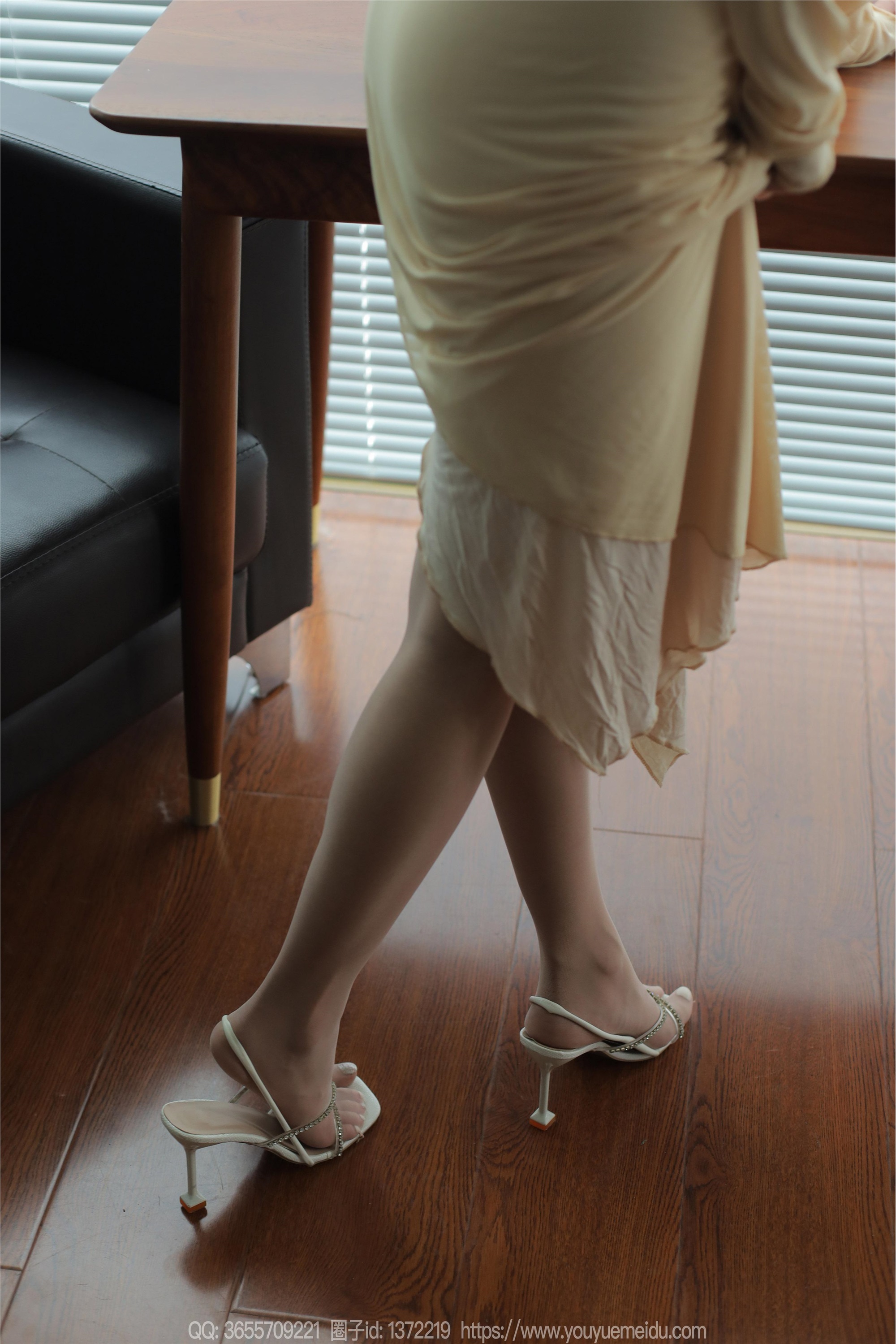 IESS异思趣向  2024.02.23 丝享家 1672 婉萍《黄色包臀裙（上）》